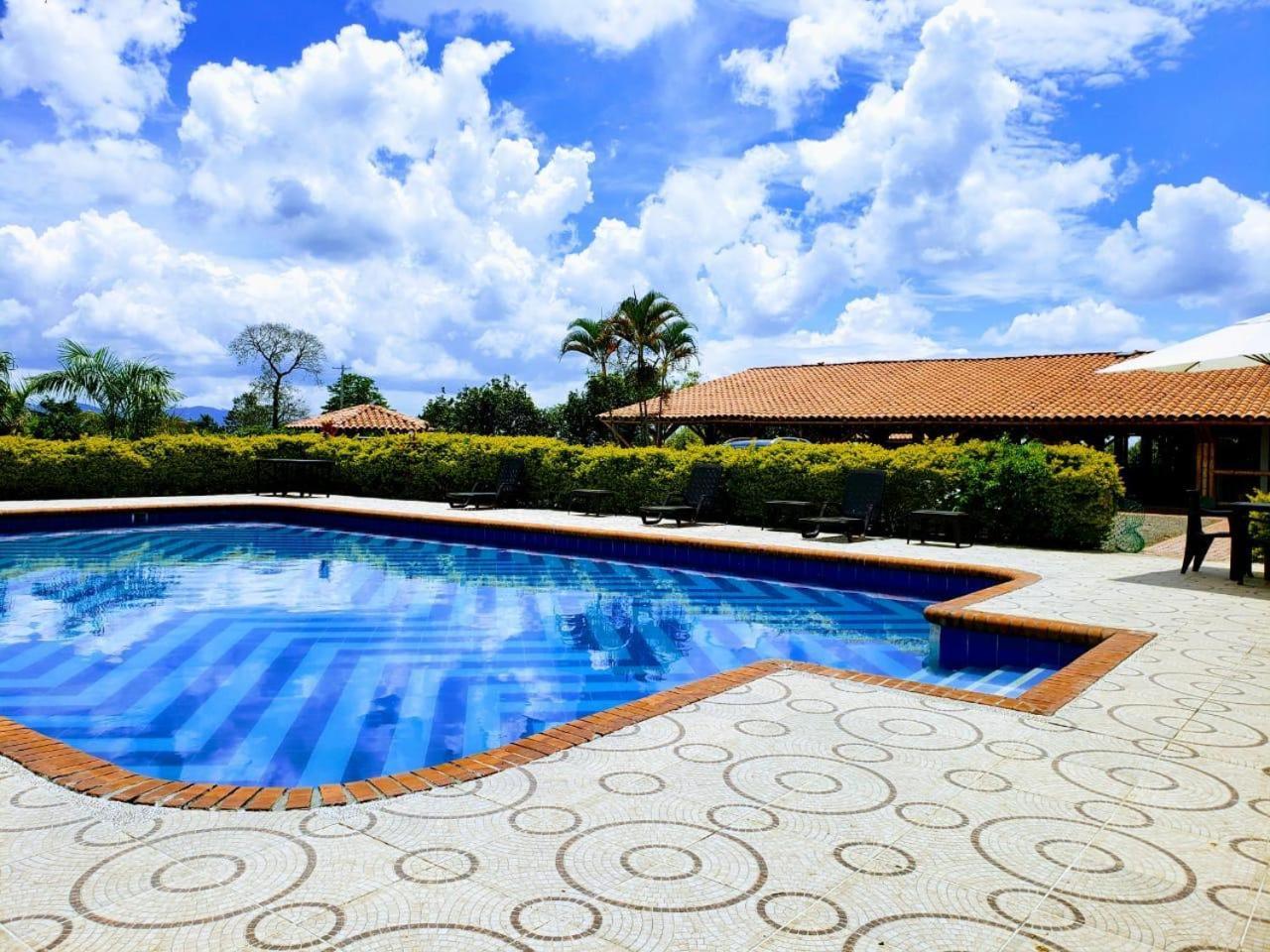 Hotel Campestre Cafe Tropical 金巴亚 外观 照片